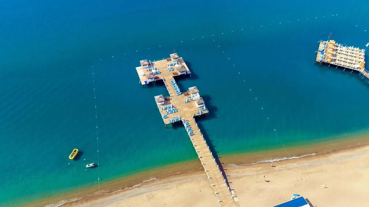 ***** Üdülőközpont Liberty Hotels Lara Antalya Törökország