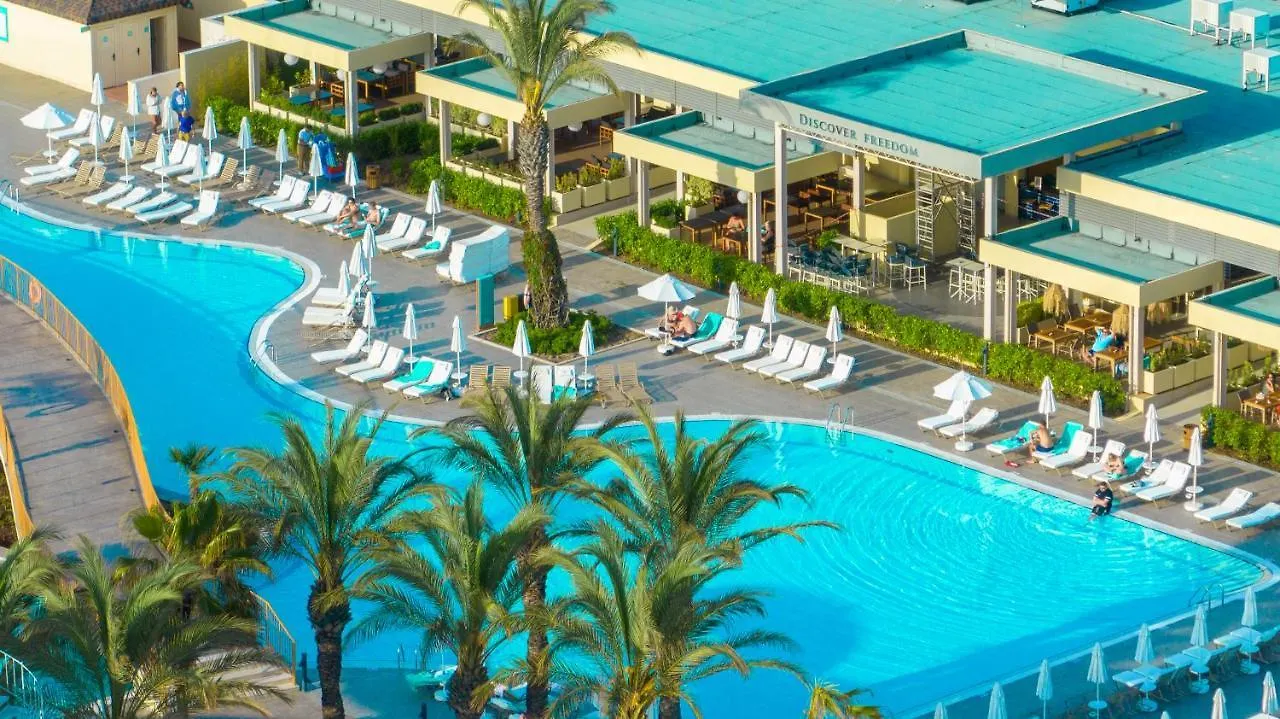 Üdülőközpont Liberty Hotels Lara Antalya