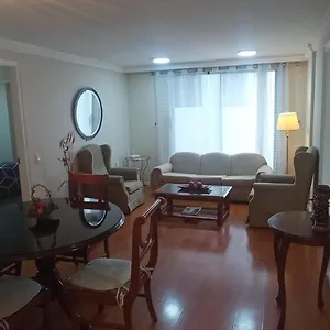Departamento Full Amoblado Con Piscina , Quito Ecuador