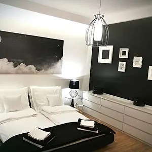 Black&white Apartment- Wierzbowa 5 Apartament Poznań